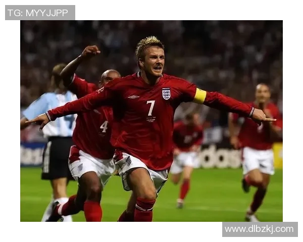 42岁足球明星的传奇人生与职业生涯的辉煌成就回顾