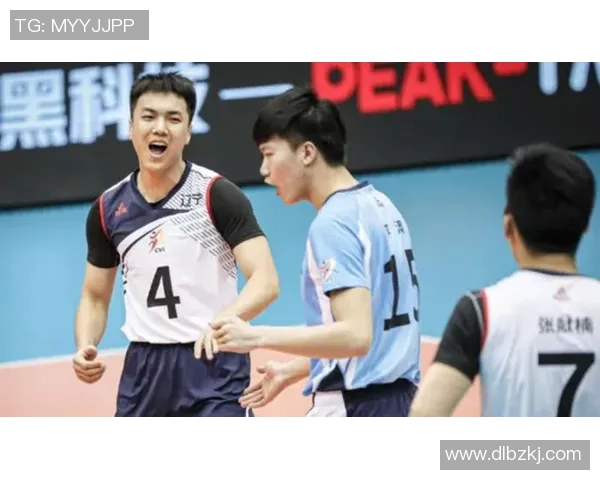 成都排球队以75分领跑联赛积分榜展现强劲实力和夺冠希望 成都排球队以75分领跑联赛积分榜展现强劲实力和夺冠希望