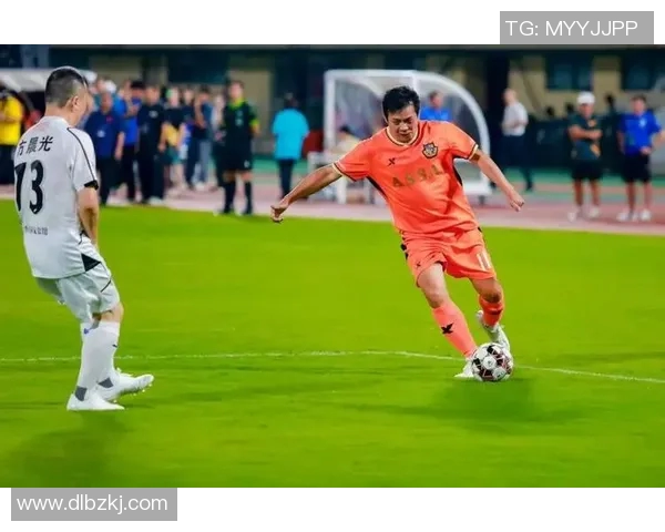 背心足球明星的精彩瞬间与风采展示尽在此处 背心足球明星的精彩瞬间与风采展示尽在此处